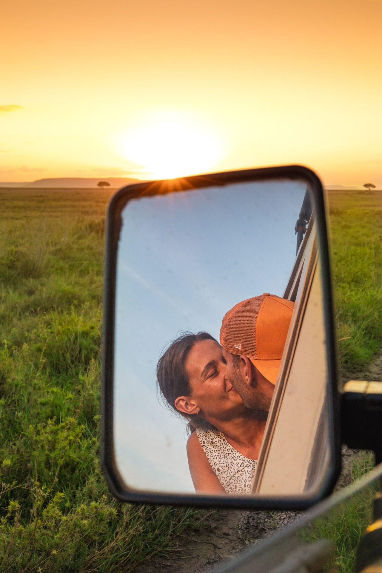 Hadzabe Hunting, Tribes Encounters & Sunset at Lake Eyasi